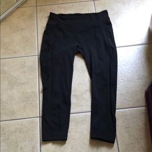 Lululemon All the Right Places 25in crops size 12